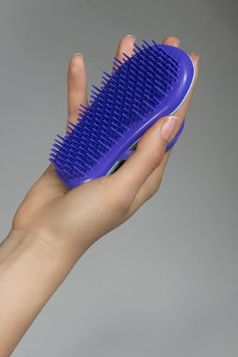 B106 Shower Head Brush/Exfoliator Shampoo Brush/Head Massager Scalp Stress Relax Shower Brush/Scalp Scrub Hair Brush Massager/Hair Massager for Hair Growth/Scalp Dandruff Brush Small Hair Brush - color: Green Sky