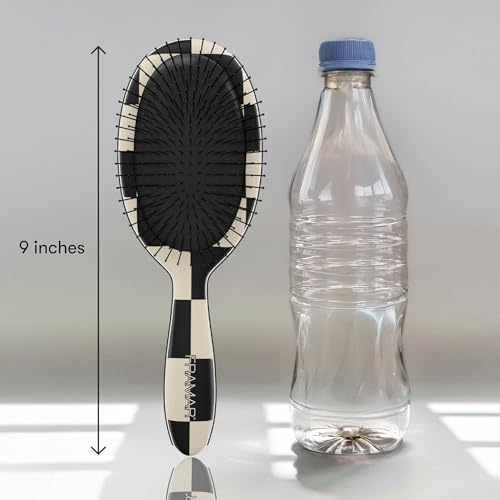 FRAMAR Checkered Print Hair Brush Detangler – Wet Hair Brushes For Women, Womens Hair Brush, Black and White Checkered Hair Accessories, Hairbrush For Women, Cepillos Para Cabello – Detangle Brush - color: Checkered