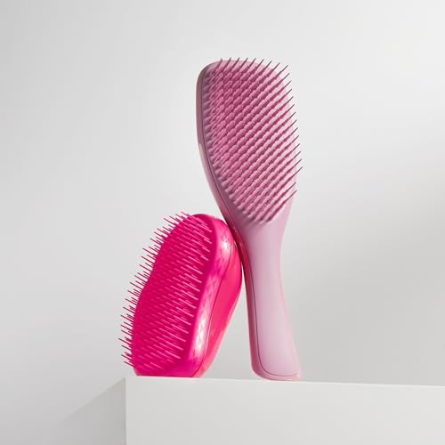 Tangle Teezer Ultimate Detangler Brush, Straight to Wavy, Rosebud | Patented two-tier, regular-flex teeth reduce breakage & split ends on wet or dry hair; Shower-friendly hairbrush for all ages - color: Rosebud