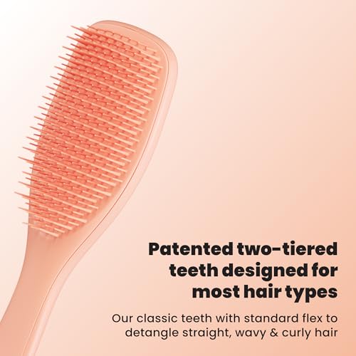 Tangle Teezer Ultimate Detangler Brush, Straight to Wavy, Apricot | Patented two-tier, regular-flex teeth reduce breakage & split ends on wet or dry hair; Shower-friendly hairbrush for all ages - color: Apricot