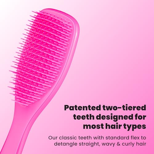 Tangle Teezer Ultimate Detangler Brush, Straight to Wavy, Runway Pink | Patented two-tier, regular-flex teeth reduce breakage & split ends on wet or dry hair; Shower-friendly hairbrush for all ages - color: Runway Pink