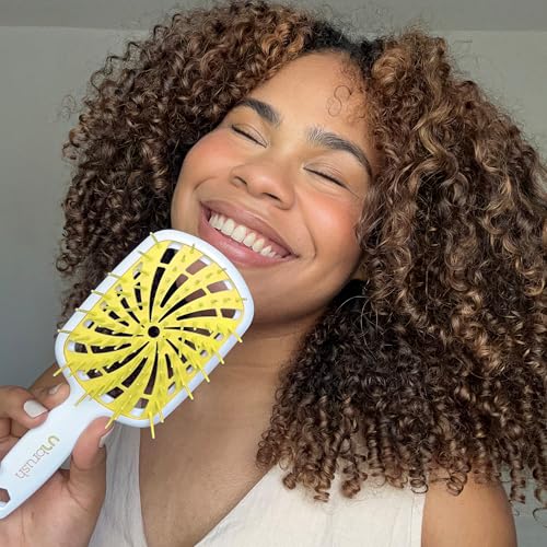 FHI Heat UNbrush Plus — Curly Hair Brush for Gentle & Effective Detangling on Wet or Dry Fragile Hair Types — Detangler Brush w/ 84 UltraFlex Bristles, Ultra-light, Vented, Anti Static Hairbrush - color: Lemon Drop
