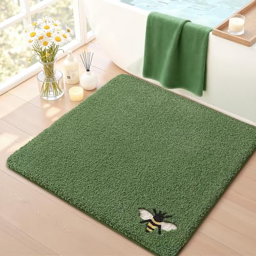 LUMI Green Bathroom Rugs, Cute Bee Mats, Absorbent Soft Square Bath Mat Non-Slip, Machine Washable Quick Dry Luxury Rug for Floor, Shower, Kids Room, Bathtub, Home Decor, 26"x26" - color: A-green Bee, size: 26"x26"(Square)