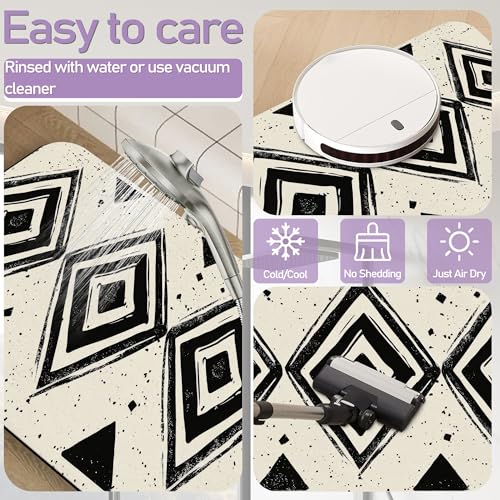 Doodle Geometry Bathroom Rugs Mat, Super Absorbent Quick Drying Floor Mat for Bathroom Entryway 17"x30" - color: Doodle Geometry