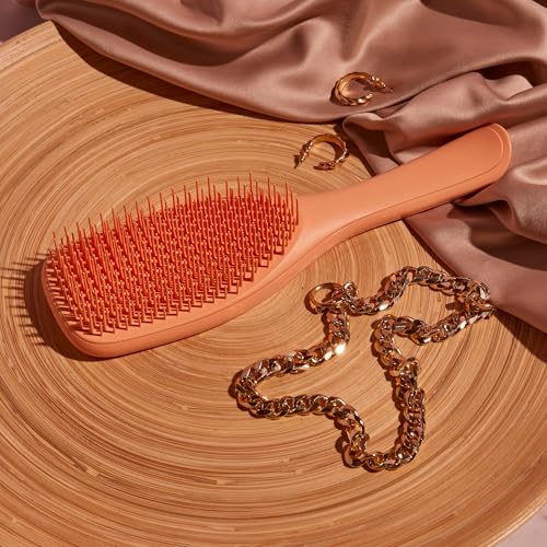 Tangle Teezer Ultimate Detangler Brush, Straight to Wavy, Apricot | Patented two-tier, regular-flex teeth reduce breakage & split ends on wet or dry hair; Shower-friendly hairbrush for all ages - color: Apricot
