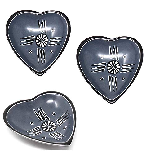 Global Crafts - Soapstone Heart Bowls - Small Gift Trays, Set of 3, Soapstone Gifts From Kenya - color: Gray