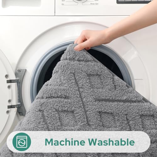 HOMEIDEAS Grey Bathroom Rug Set 2 Piece, Soft Microfiber Tufted Bath Mats, Super Absorbent Non Slip, Machine Washable Bathroom Rugs for Tub, Shower and Floor, 20" x 32" Plus 16" x 24" - color: Grey