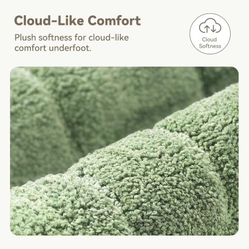 GRANNY SAYS Sage Green Bathroom Rugs Non Slip, 16" x 24", Small Bathroom Rug Washable，Bath Rugs for Shower Room，Bath Mats for Floor, Microfiber Bath Mat for Tub, Absorbent Shower Rug - color: Green, size: 1'4" x 2'
