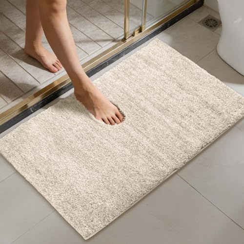 Non-Slip & Super Absorbent Bath Mat, 32x20 Inch Large Microfiber Bathroom Rug, Ultra Plush Quick Dry Machine Washable Shaggy Carpet for Shower Tub Floor, Beigem - color: Beige, size: 32"x20"